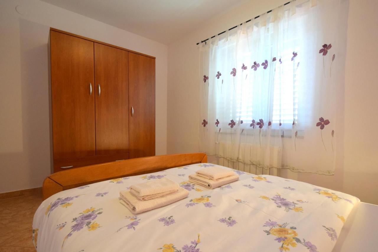 Apartments Rose Čižići Exterior foto